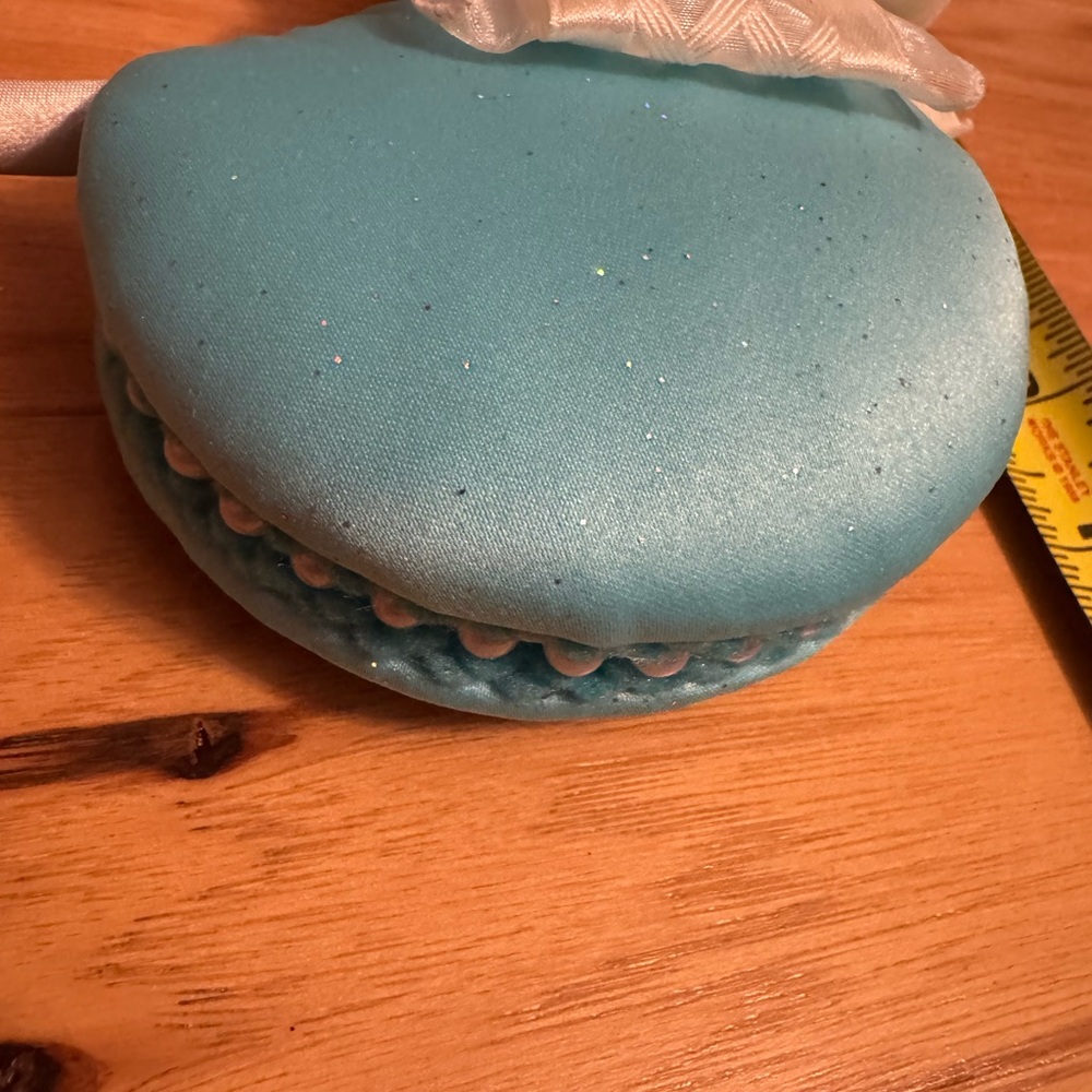 NEW! EPCOT France, Macaron inspired Mickey Ears - Picture 5 of 5